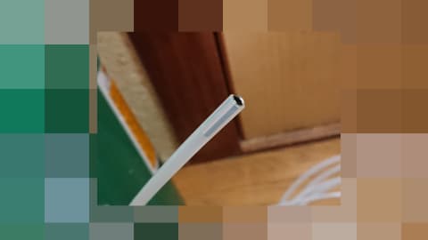 インサートリングをチューブ内に入れる