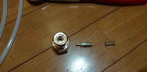 変換アダプタの内部パーツ一覧その2