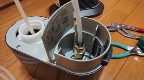 最後にチューブの接続を行う