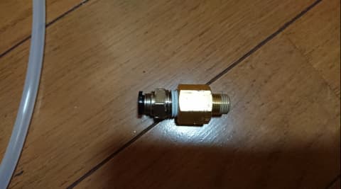 ネジは根本まで締めなくてもOK