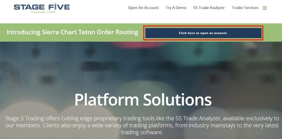 『Click here to open an account』を選択する